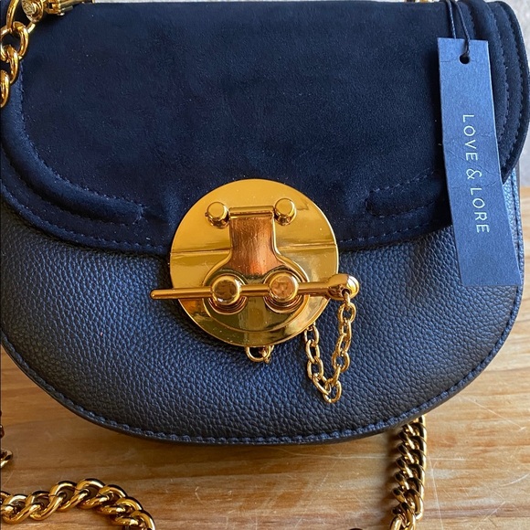 🆕 Love & Lore Declan Cross Body Purse - Picture 2 of 6